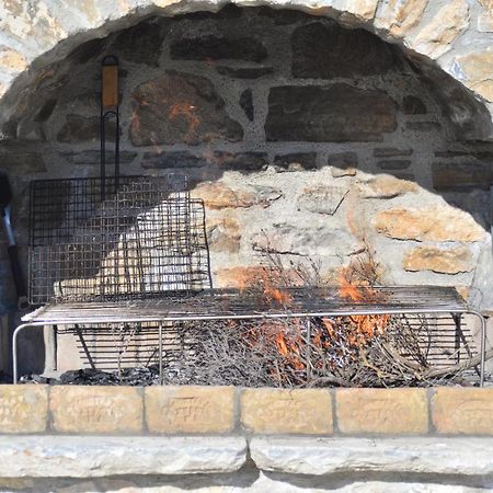 George Farmhouse Chrousa Zewnętrze zdjęcie